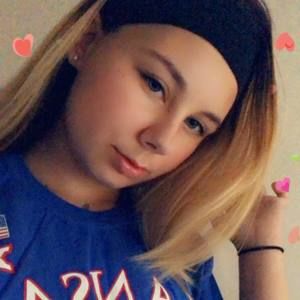 Meet your Posher, Suzanne